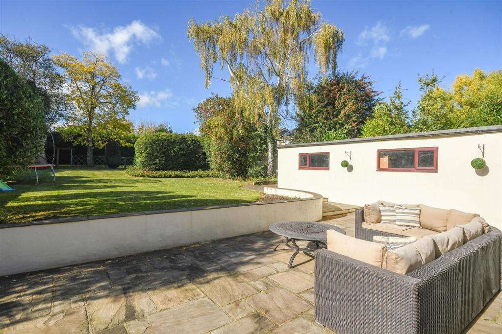 Galleywood Road, Great Baddow photo 3