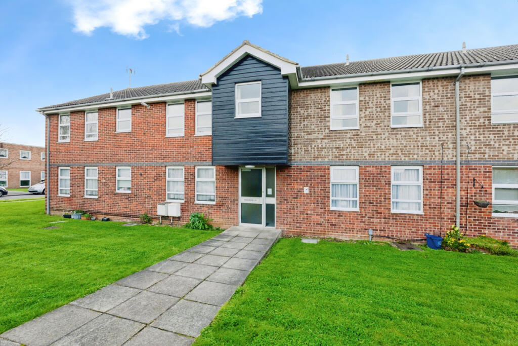 Main image of property: Hazelwood, Benfleet, SS7