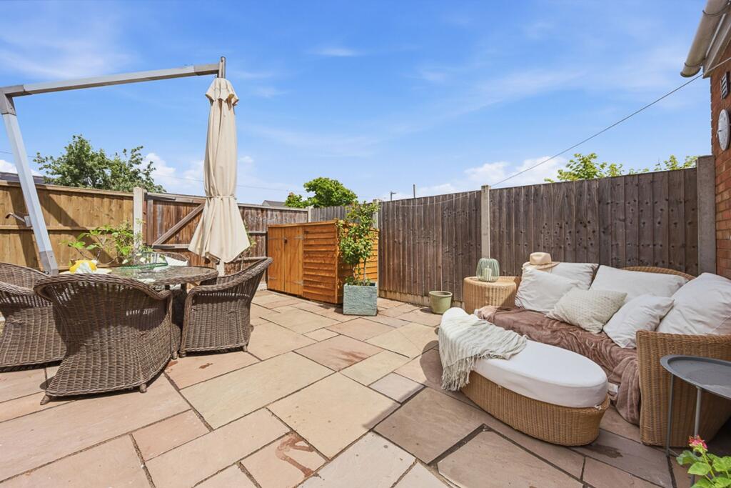 House in Worcester - View 4