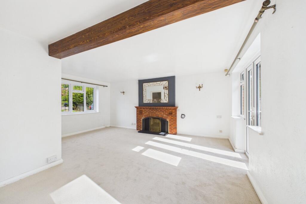 House in Slough - View 2