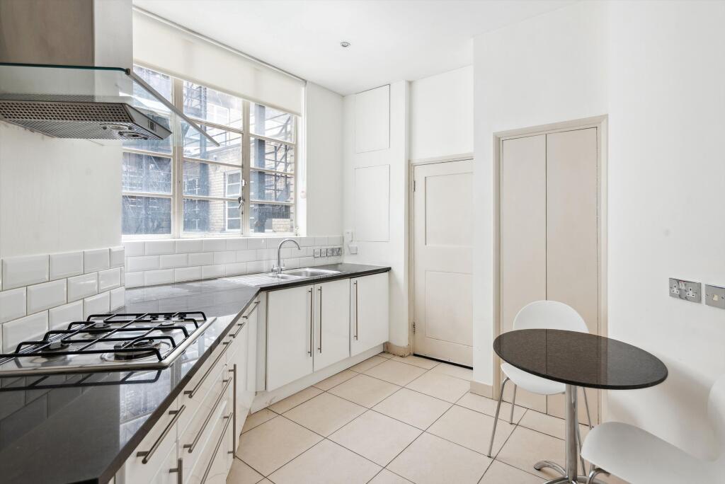 Apartment in London - More