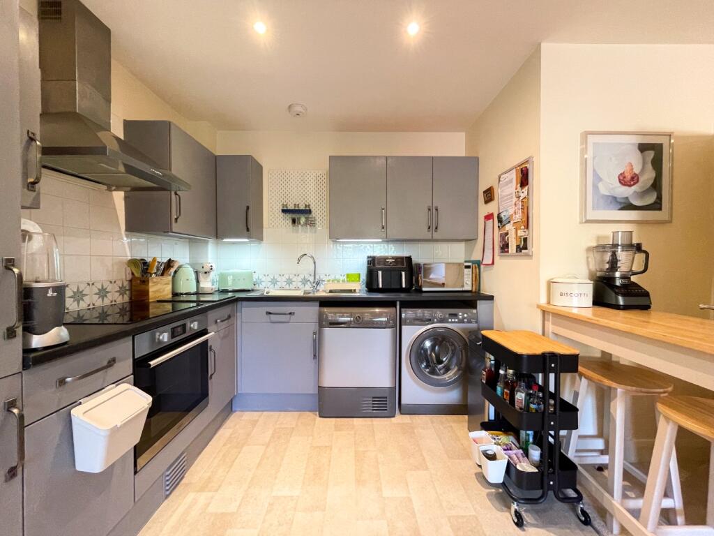 Apartment in Gravesham, Rosherville, Perry Street - View 3