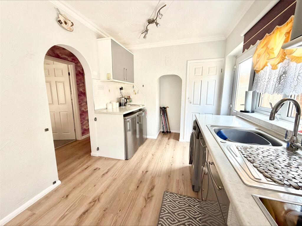 House in Swindon, Wroughton - View 4