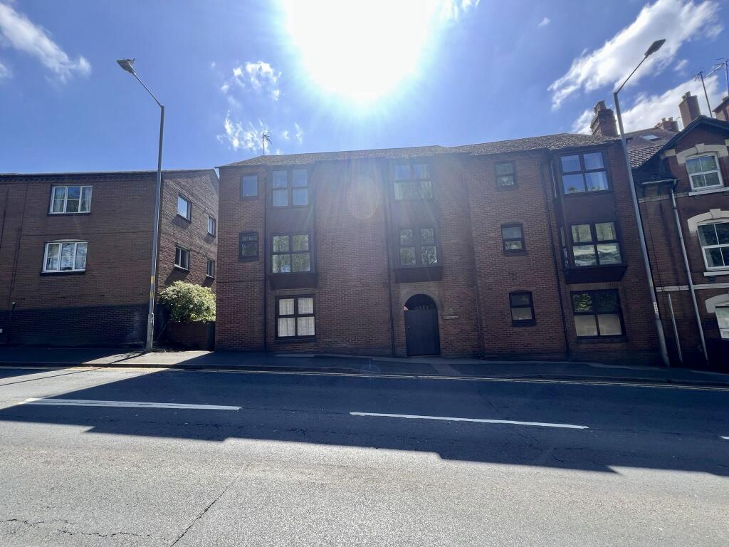 Main image of property: Fort Royal Mews, London Road, WR5