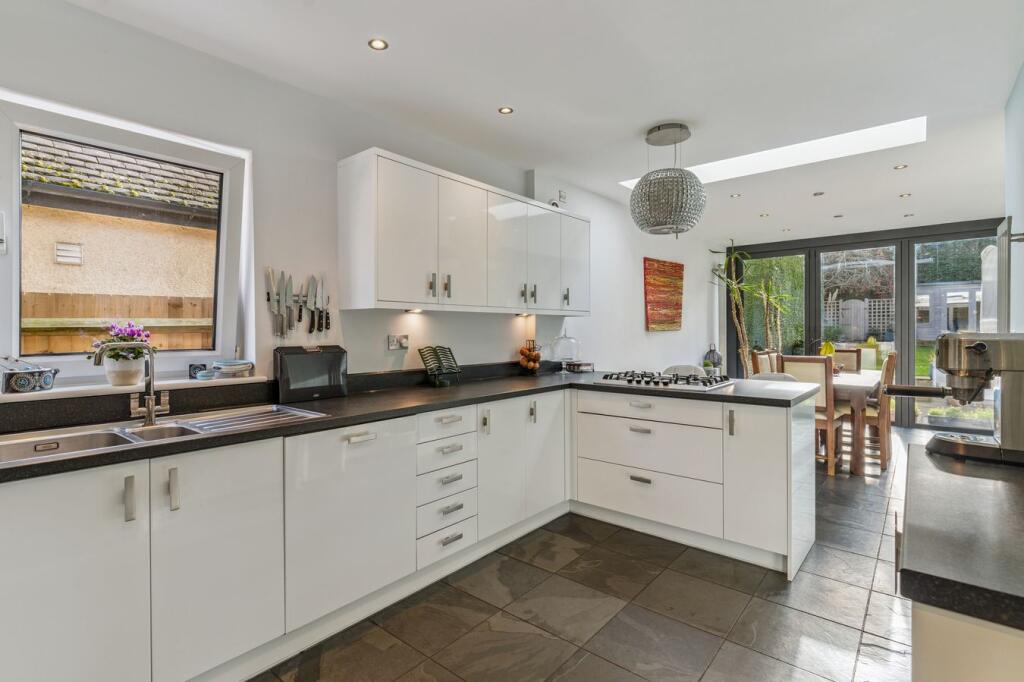 House in Hitchin, West Hitchin - View 3