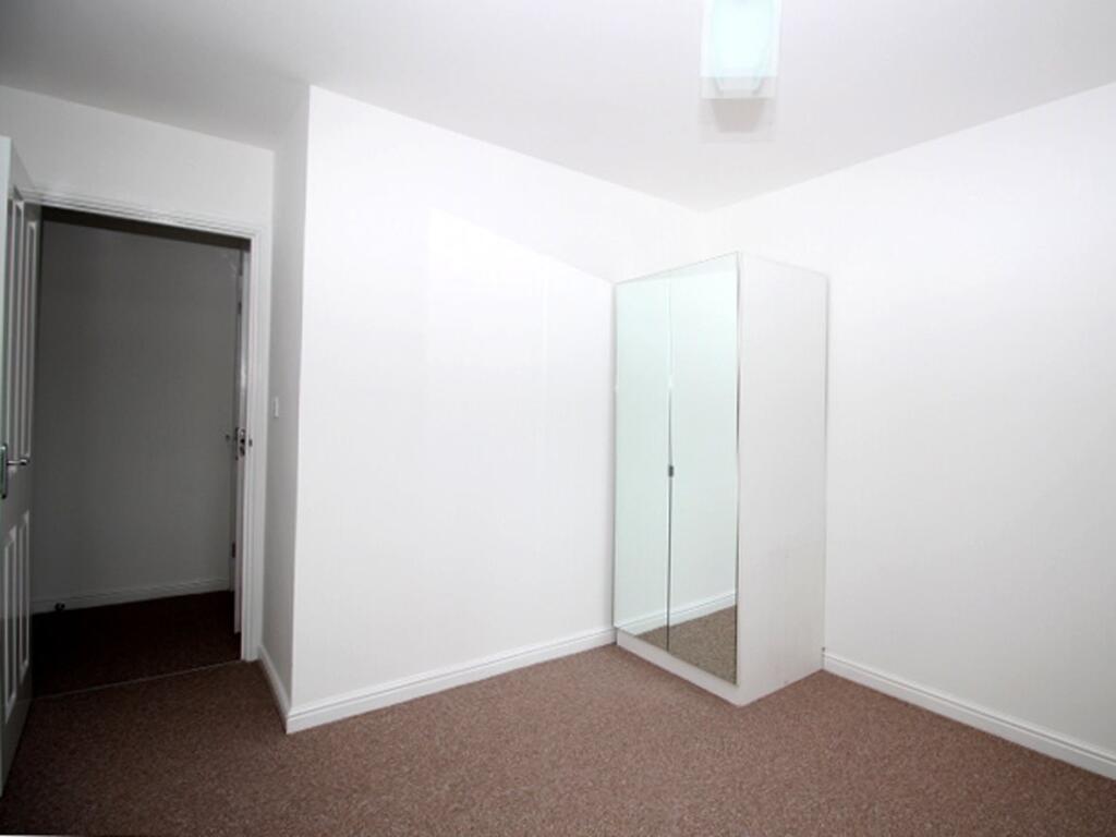 Apartment in Plymouth - View 4