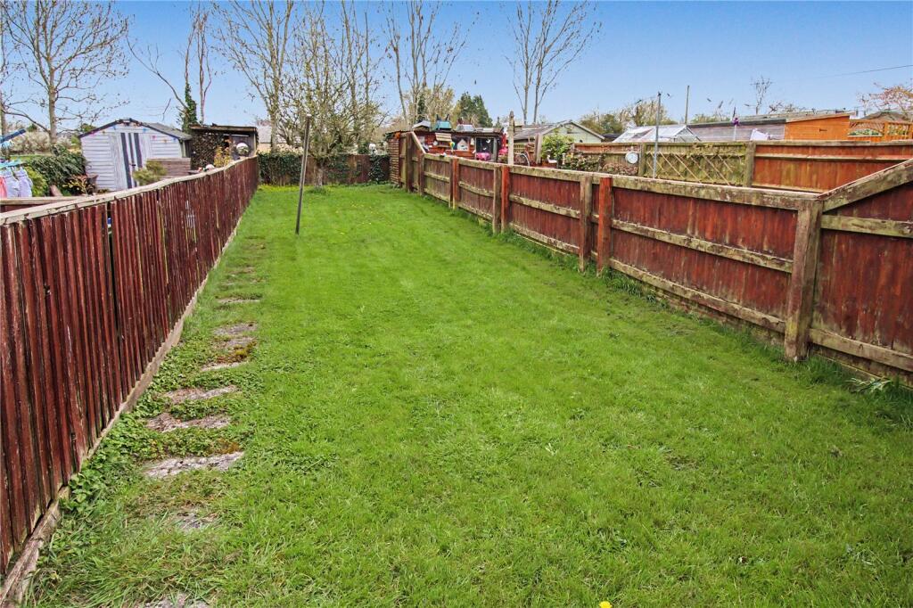 New Road, Purton, Swindon, Wiltshire, SN5 photo 3