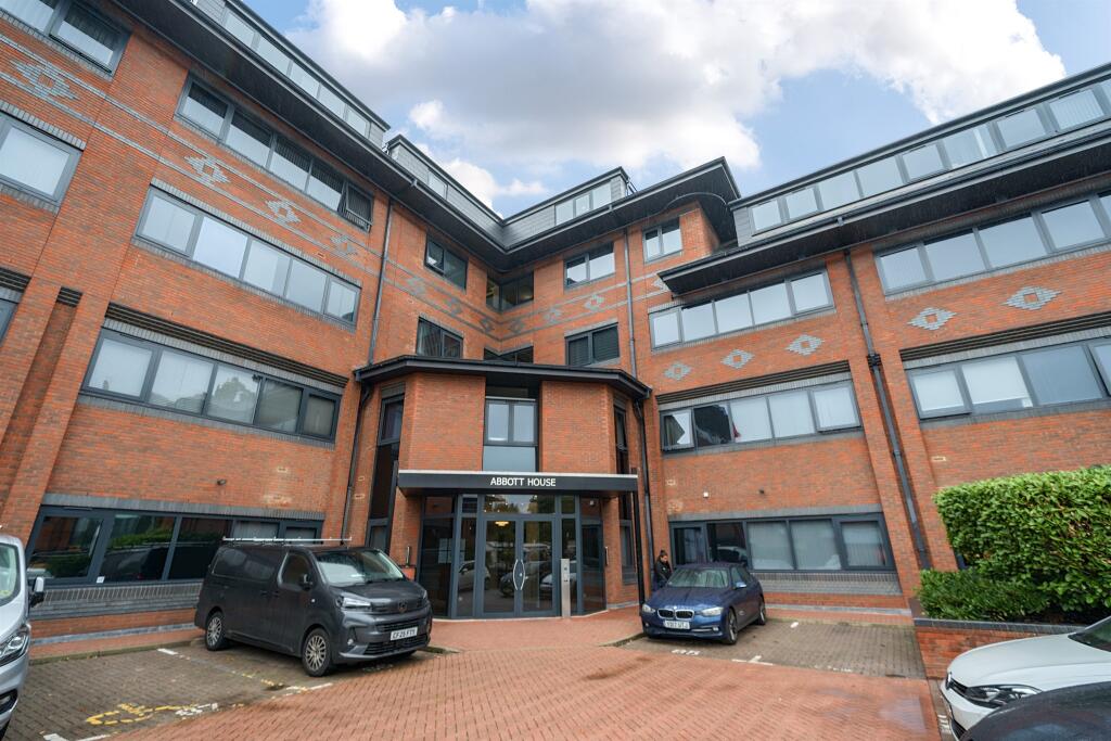 Additional image 10 of Everard Close, St. Albans