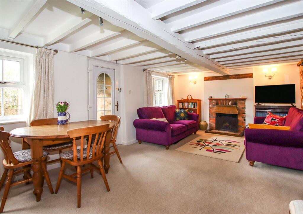 Woodside Lane, Lymington, Hampshire, SO41 photo 3