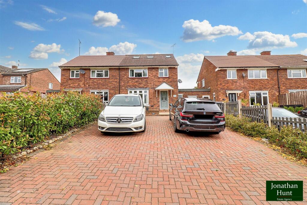 Main image of property: The Pyghtle, Buntingford