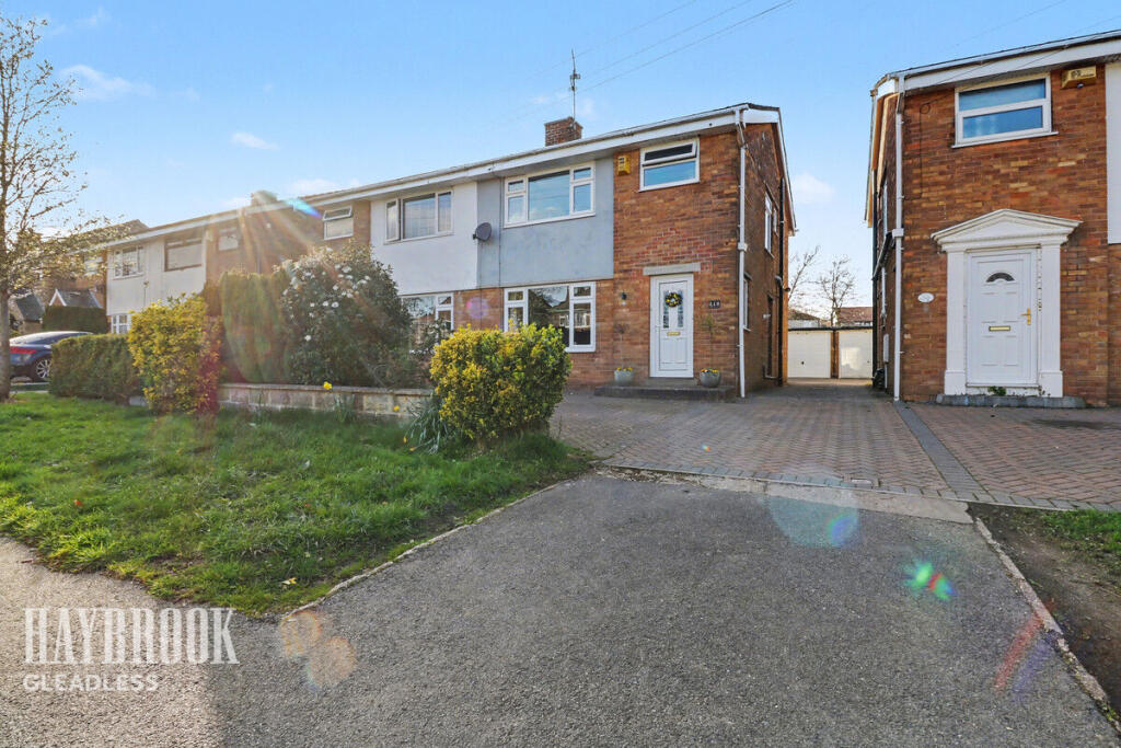 Main image of property: Hollinsend Road, Sheffield