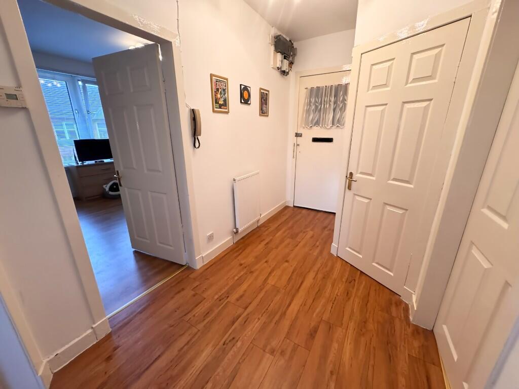 Apartment in Glasgow - View 2