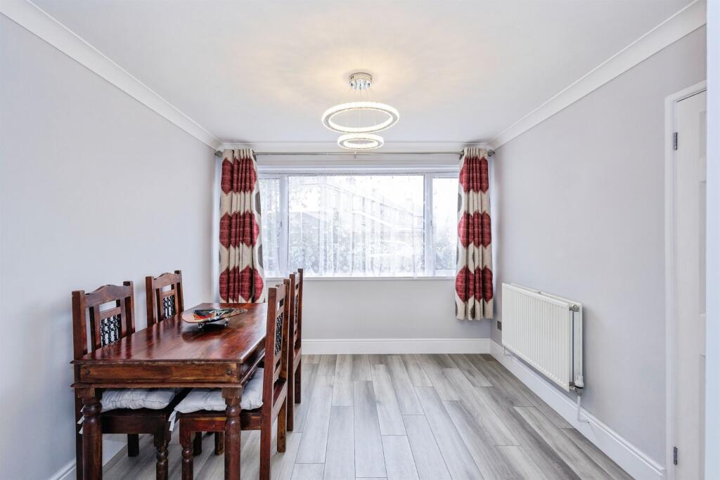House in Portsmouth - View 5