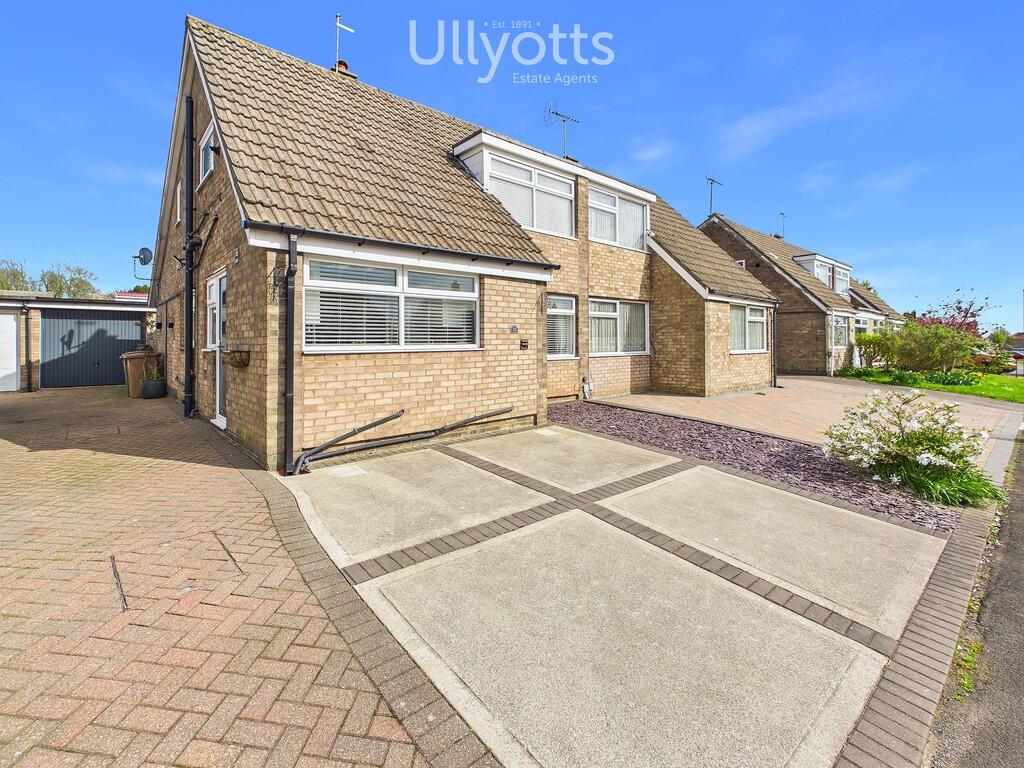 Main image of property: Harewood Avenue, Bridlington