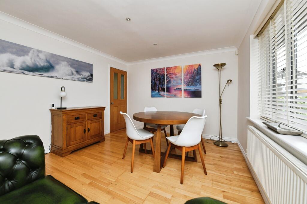 House in Southend-on-Sea - View 5