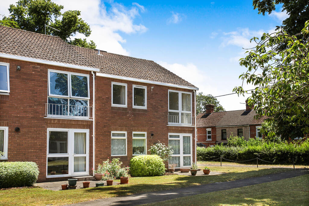 Main image of property: Weyhill Road, Andover, Hampshire, SP10