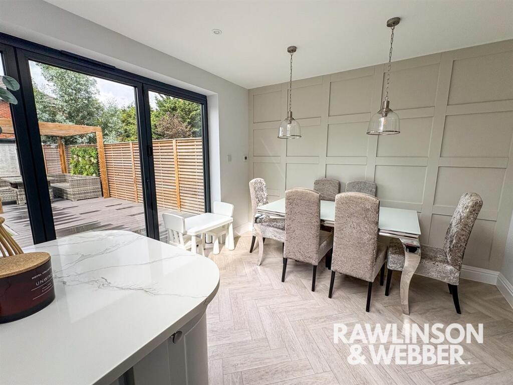 House in Kingston upon Thames - View 5