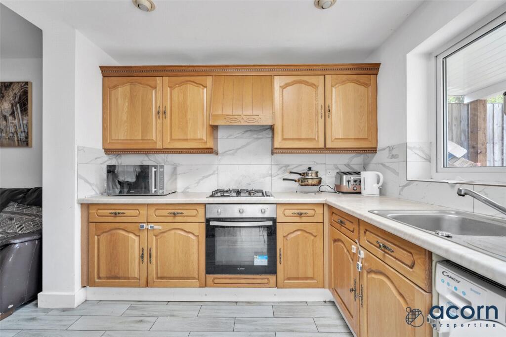 House in London - View 4