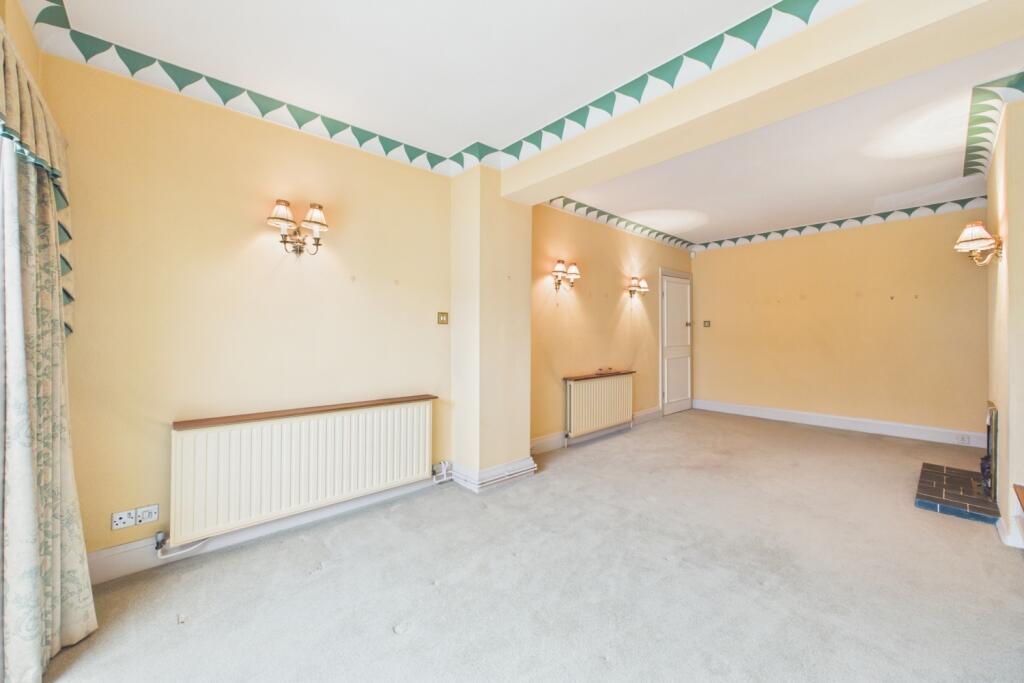 House in Sheffield, South Yorkshire - More