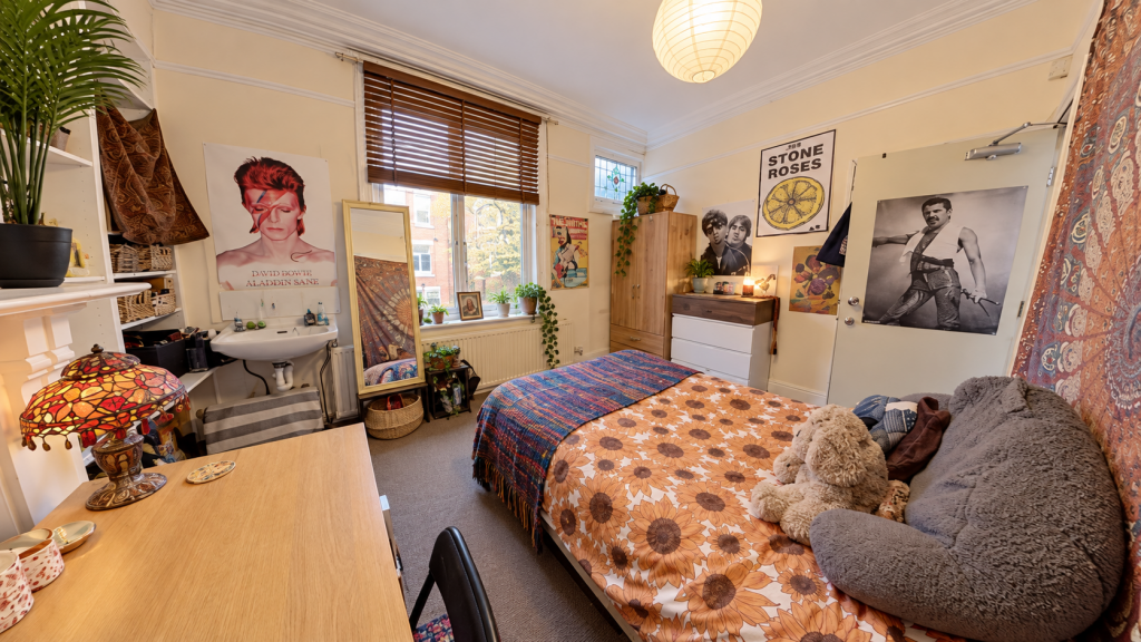 House in Leeds - View 4