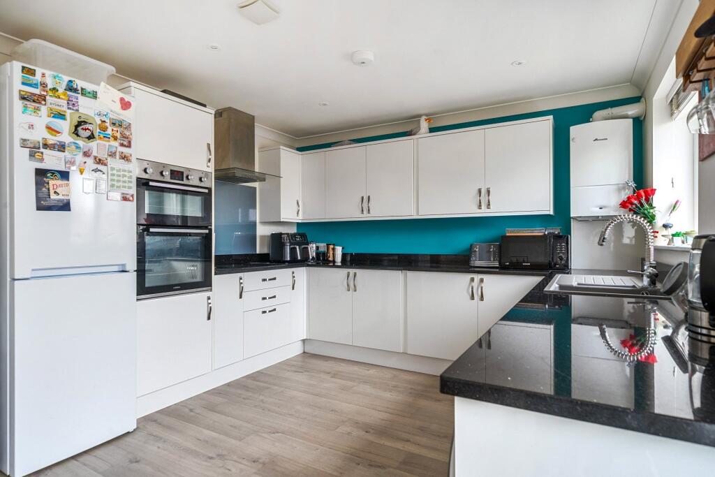 House in Truro - View 3