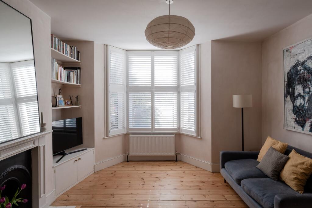Main image of property: Grove Green Road, Leytonstone, London, E11