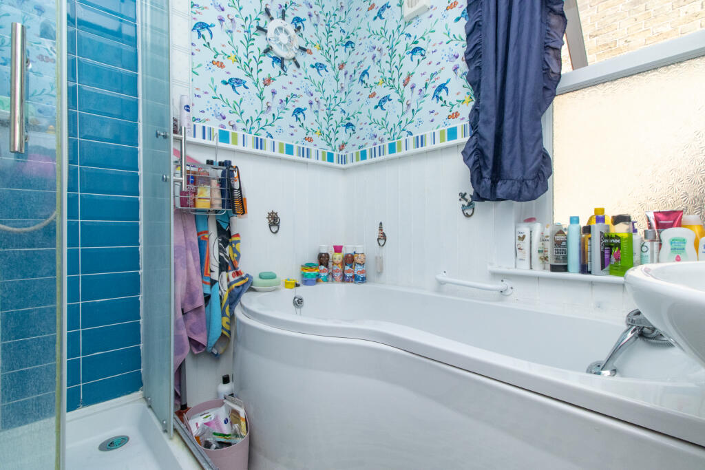 House in Thanet, Cliftonville West, Cliftonville - View 5