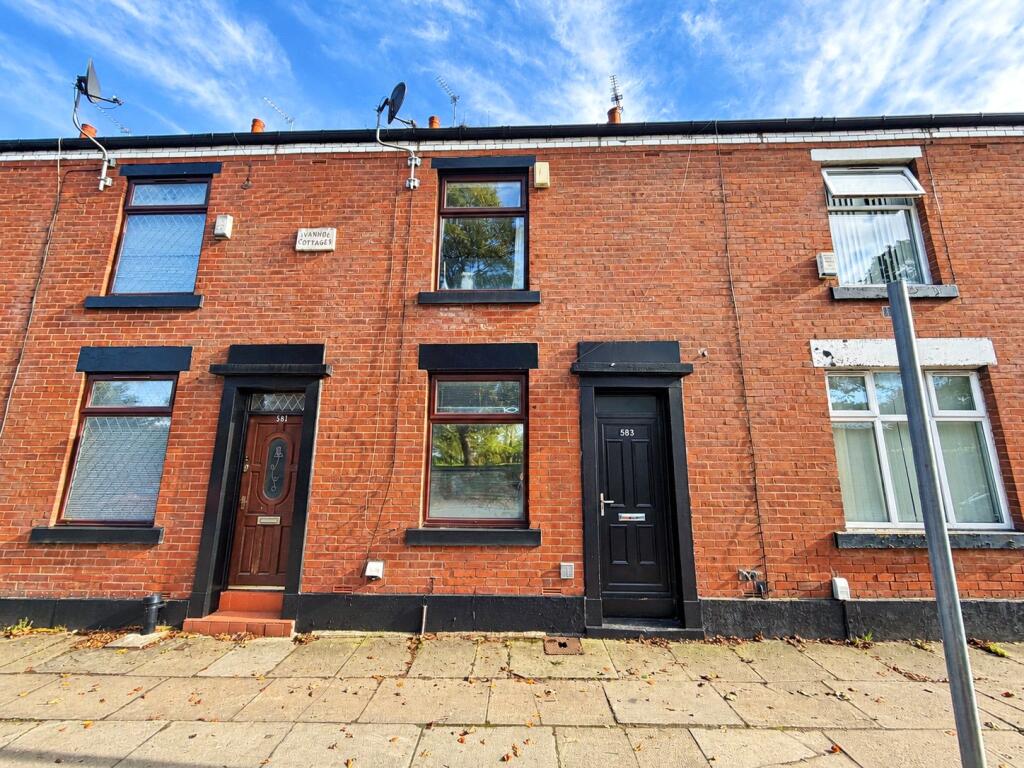 2-bed terraced on Oldham Road, Rochdale, Greater Manchester, OL16, £150,000