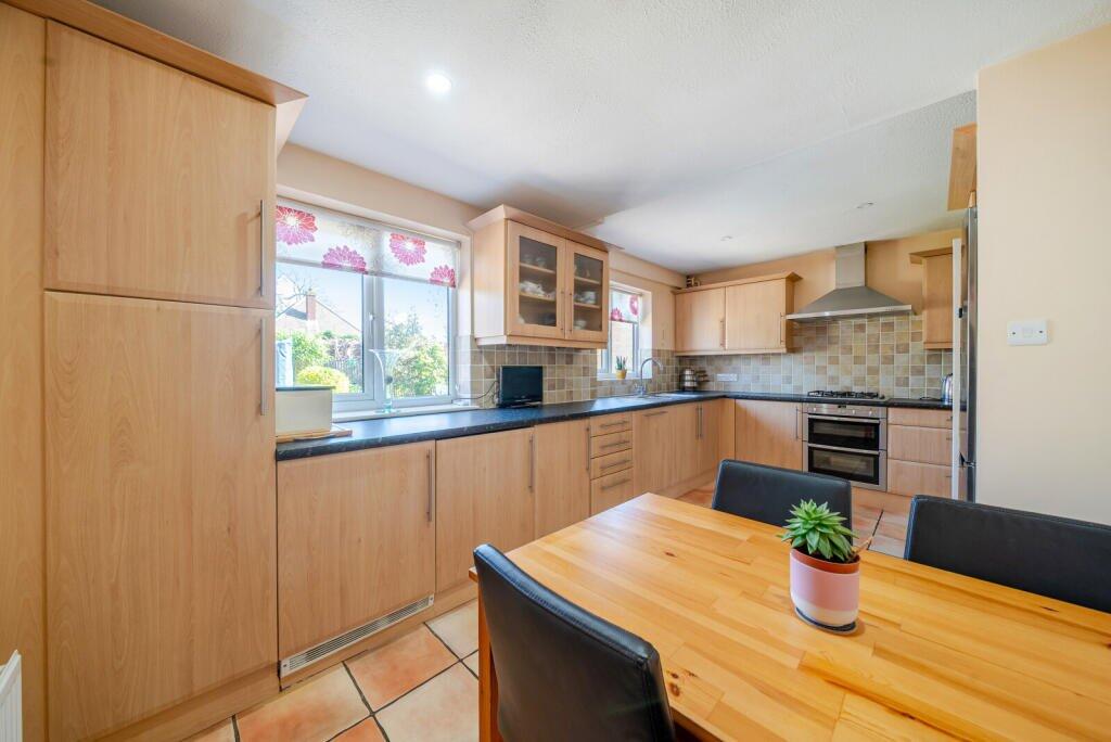 House in Kingston upon Thames - View 5