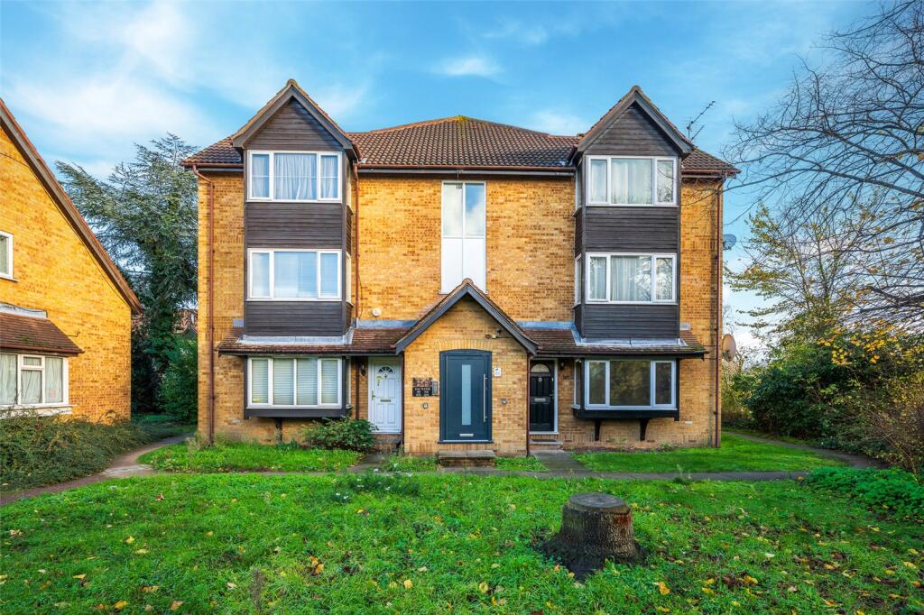 Main image of property: Knights Manor Way,, Dartford, DA1