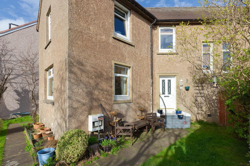 Main image of property: 5 Parkgrove Street, Edinburgh, EH4 7NS