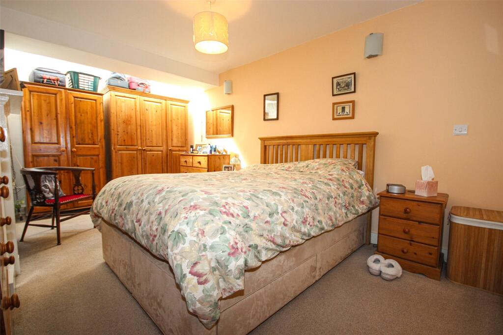 Clappentail Lane, Lyme Regis, Dorset, DT7 photo 4