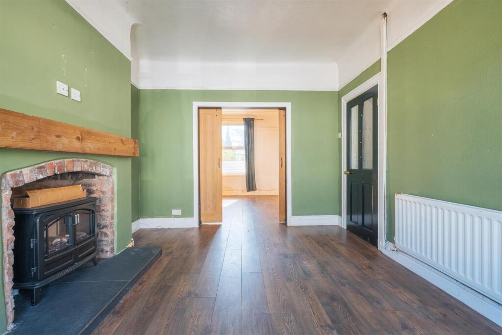 House in Wirral, Liverpool City Region - View 4