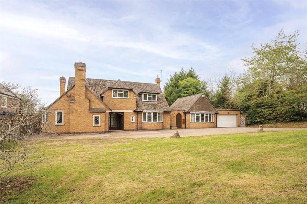 Main image of property: Barford Hill, Barford, Warwick, Warwickshire, CV35