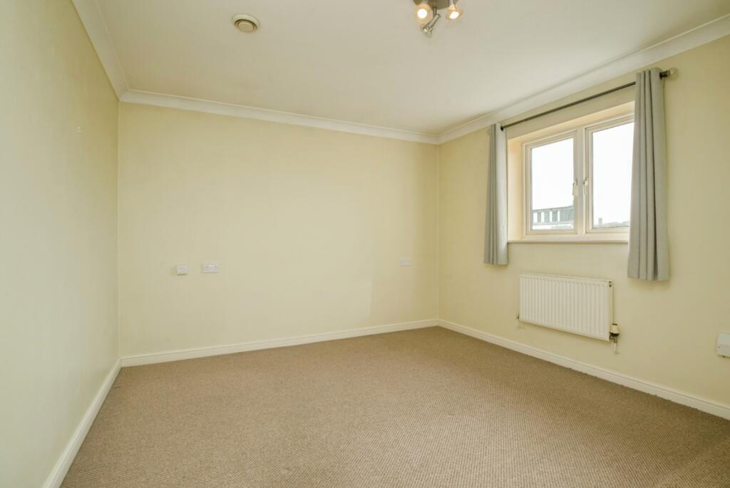 Apartment in Cardiff - View 4