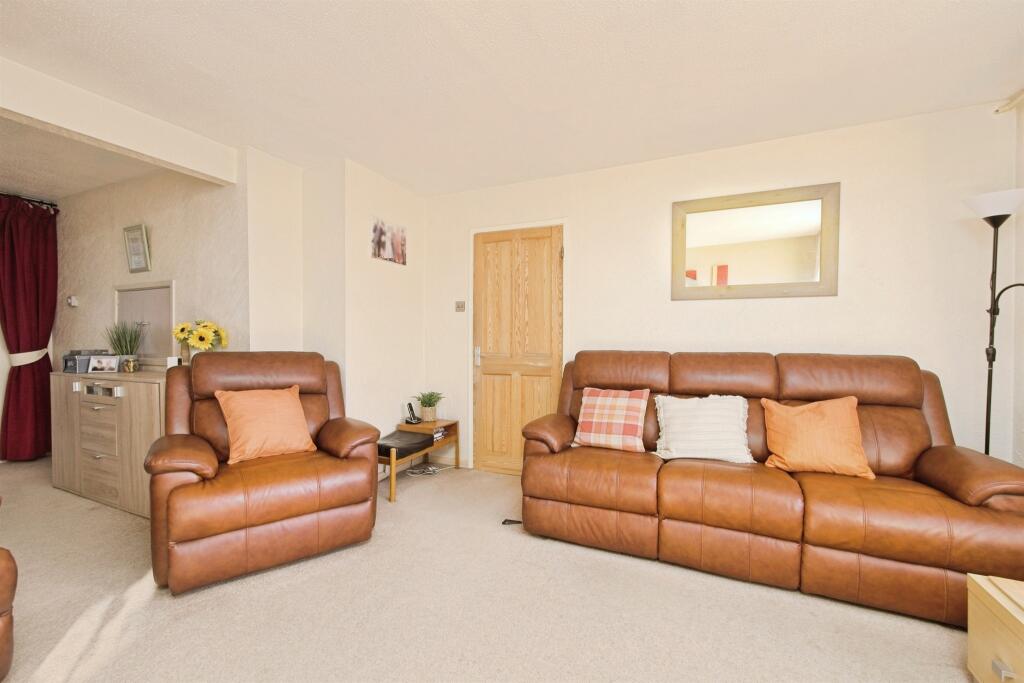 Heaton Road, Billingham photo 3