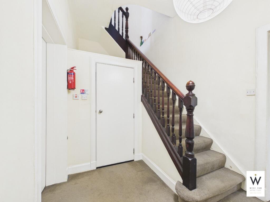 6 bedroom flat for rent