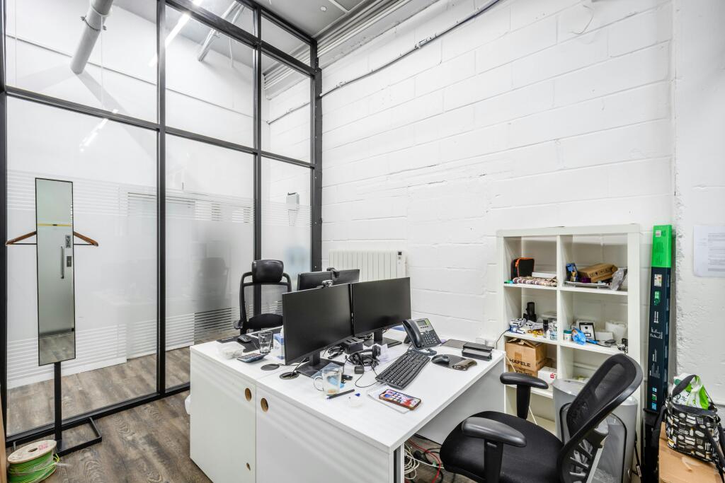 Plumbers Row 18 U3 - Low Res 9.jpg