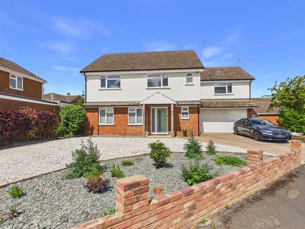 Main image of property: Langdon Avenue, Bedgrove, Aylesbury