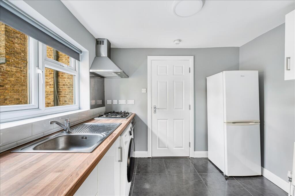 Apartment in London, Shepherd's Bush - View 4