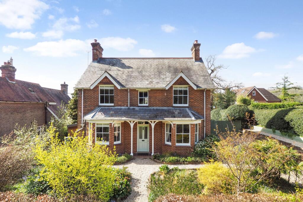 Main image of property: Petersfield Road, Greatham, Liss, Hampshire