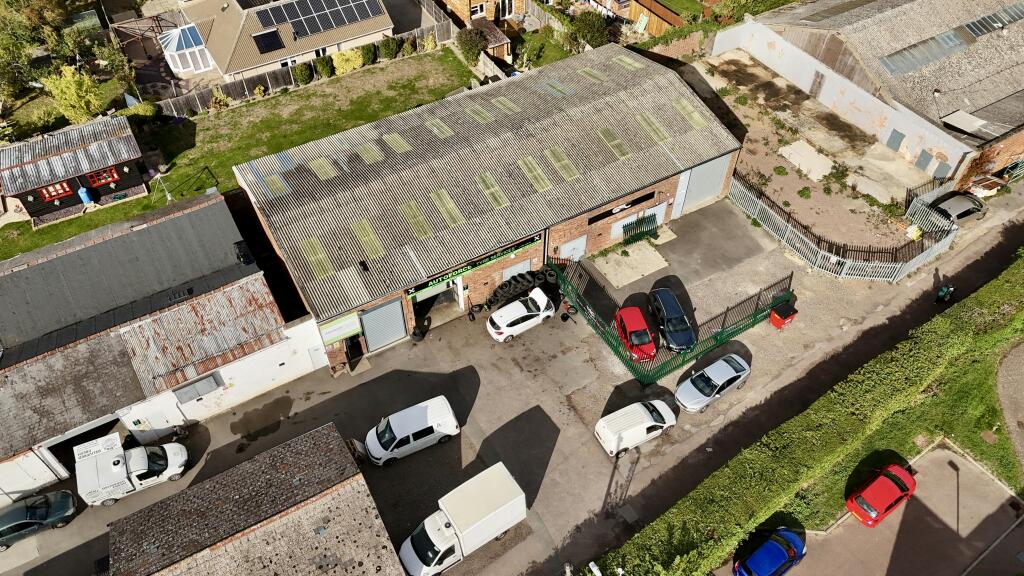 dji_fly_20250929_150834_0010_ _photo.jpg