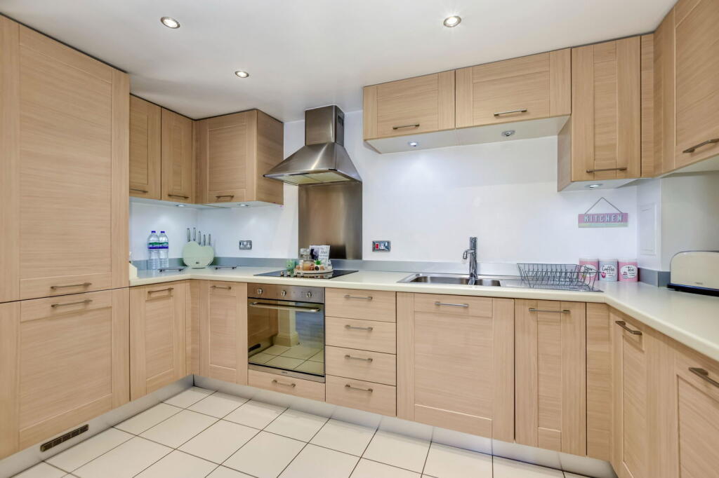 Additional image 8 of The Uplands, Bricket Wood, St. Albans, AL2 3UW