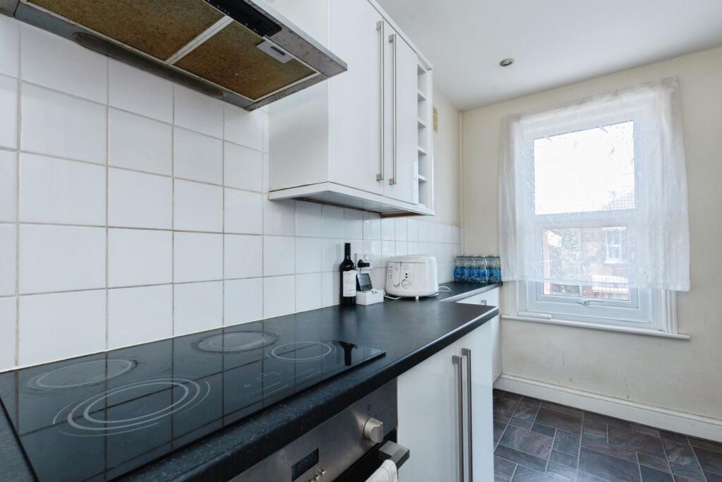 Markham Road, Bournemouth, BH9 photo 5