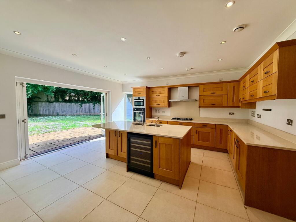 Chynham Place, South Croydon, CR2 photo 4