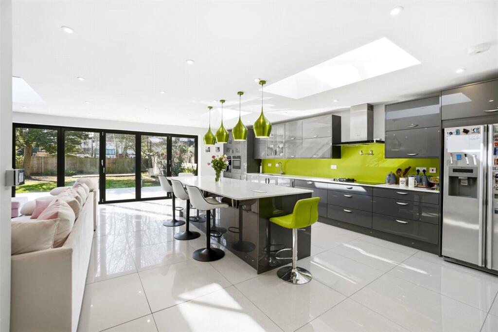 House in Twickenham - View 4
