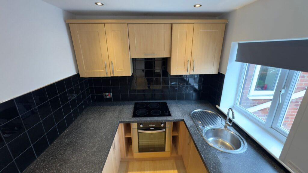 Apartment in Leeds - More