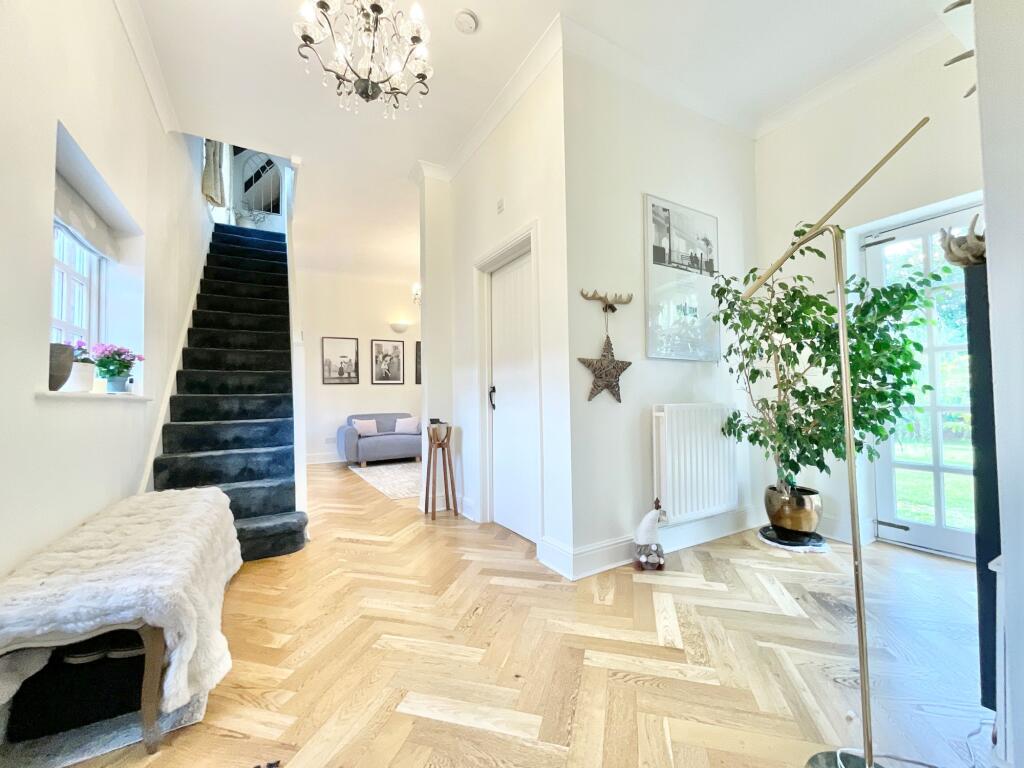 House in Stafford, Standon - More