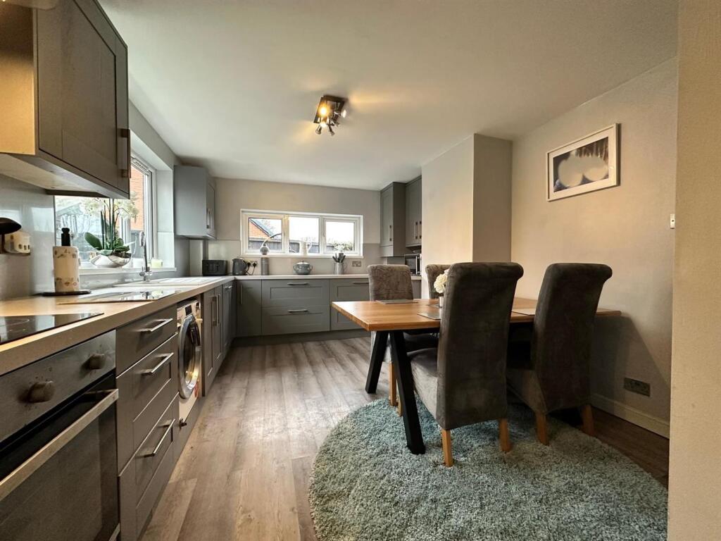 House in Newark, Balderton - View 2