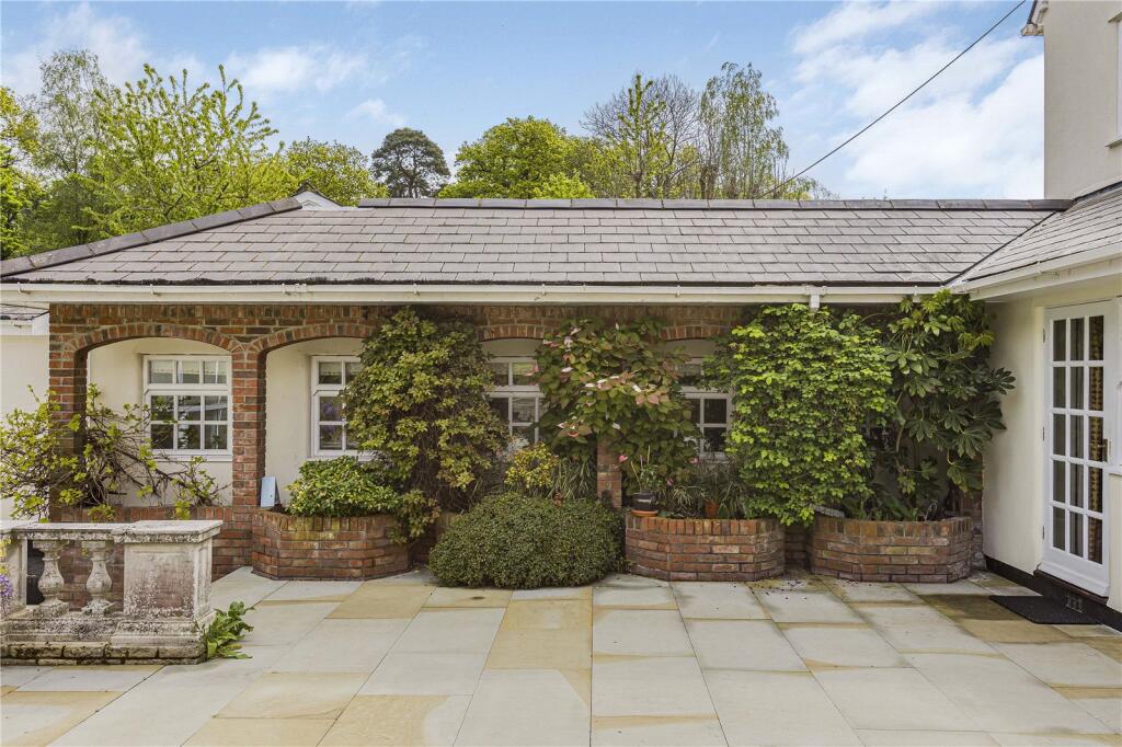 Additional image 16 of Grubbs Lane, Brookmans Park, Hertfordshire, AL9